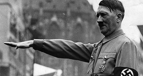 Comienza la era del III Reich.