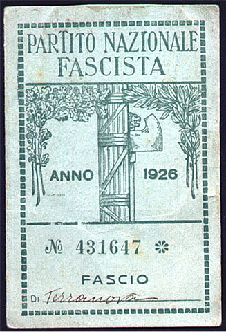 Tutti i dipendenti pubblici dovevano essere iscritti al partito Fascista