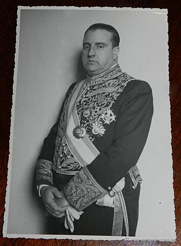 Martín Artajo sustituye a Gómez Jornada