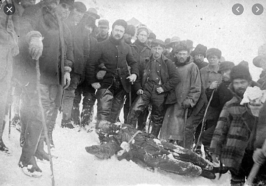 An avalanche buried 63 people climbing the Chilkoot Pass