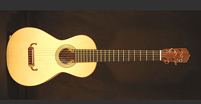 Guitarra clásico-romántico
