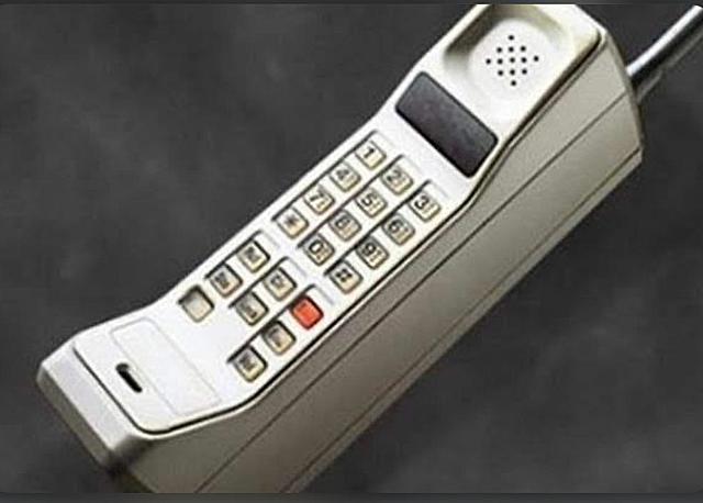 Teléfono móvil o celular