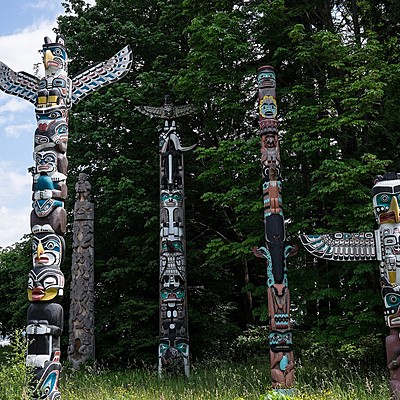 Timeline: The Totem Poles Created By the West Coast First Nations of Canada