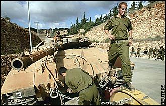 Israel Pulls Remaining Troops from Lebanon