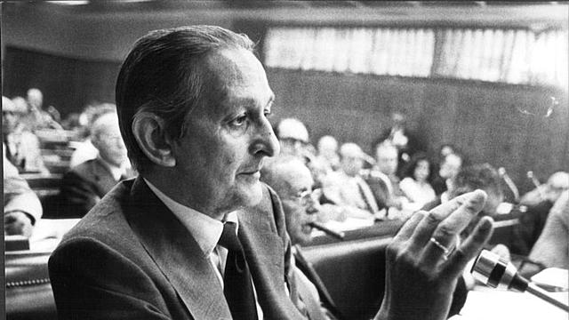 Fernando Miranda es nombrado presidente del Reino y de las Cortes