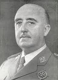 El general Francisco Franco decide destinar una importante parte de sus fuerzas para liberar a los rebeldes asediados en el Alcázar de Toledo