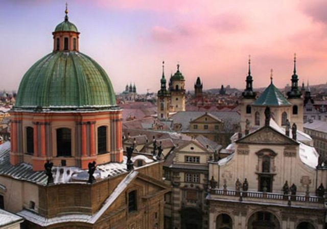 El van matricular a l'escola d'Orgue de Praga