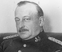 Primo de Rivera dimite