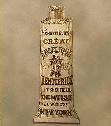 La primera crema dental