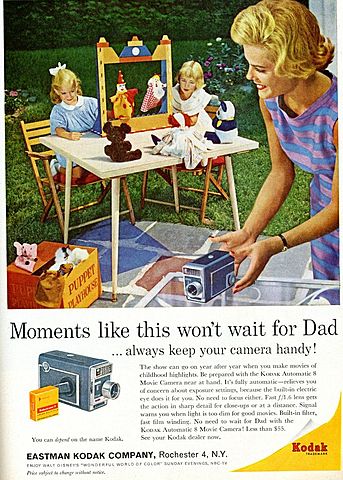 Se publican anuncios en los periódicos