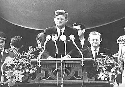JFK's "Ich bine ein Berliner"