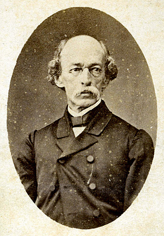 Renuncia del Rector de la Universidad Nacional