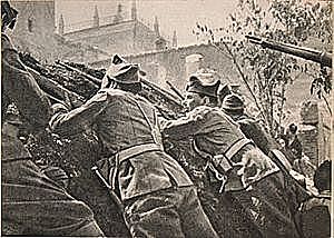 El general Francisco Franco decide destinar una importante parte de sus fuerzas para liberar a los rebeldes asediados en el Alcázar de Toledo. Franco concentra el poder entre los sublevados: es designado generalísimo y jefe del gobierno.