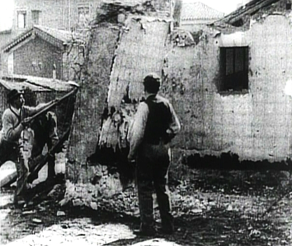 La demolición de un muro