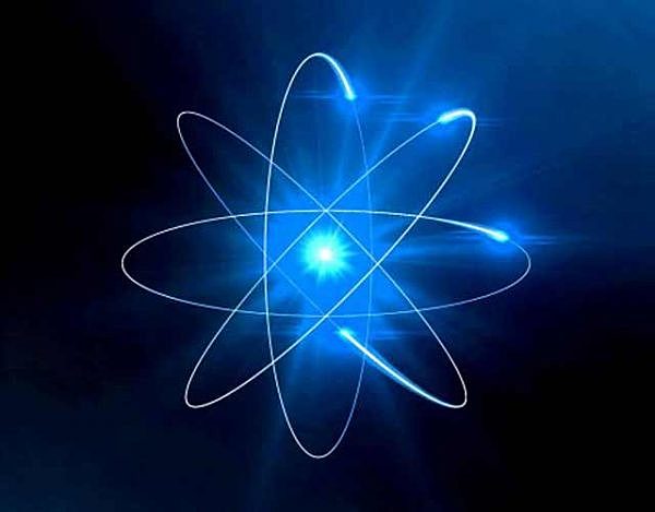 Se descubre el Electron