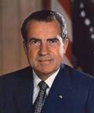 Richard Nixon becomes the first U.S. President to resign