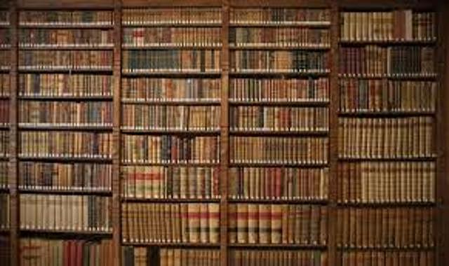 Fundación de la biblioteca