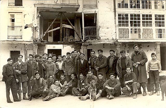 Los franquistas conquistan Bilbao y el resto de los territorios vascos que no se hallaban bajo su control.