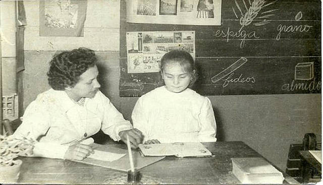 Educación Pública (libros)