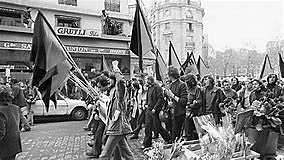 Insurrecciones anarquistas.