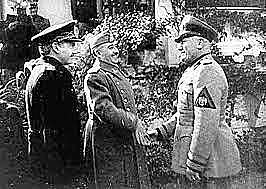 Los primeros soldados italianos, enviados por Mussolini, llegan a para ayudar a las fuerzas franquistas