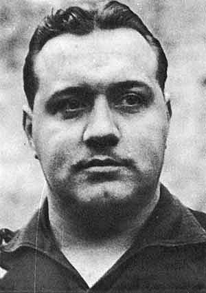 Franco promulga el Decreto de Unificación