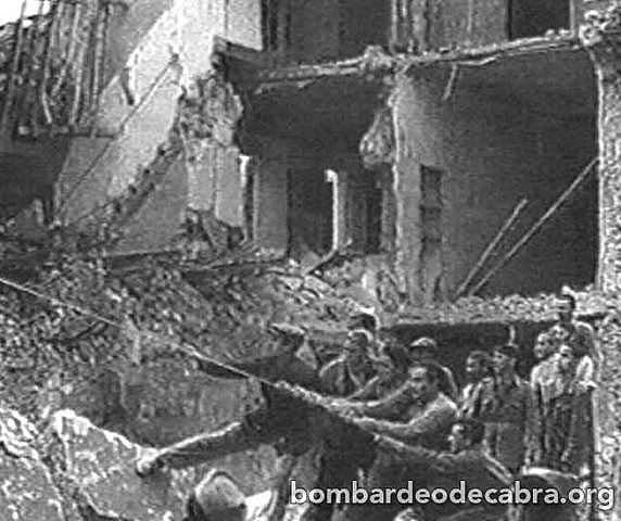 Bombardeo de Cabra