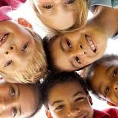 Timeline: LA INFANCIA A TRAVÉS DE LA HISTORIA