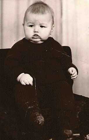 Родился мой папа Иван