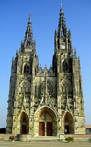 BASÍLICA DE NUESTRA SEÑORA DE L'ÉPINE