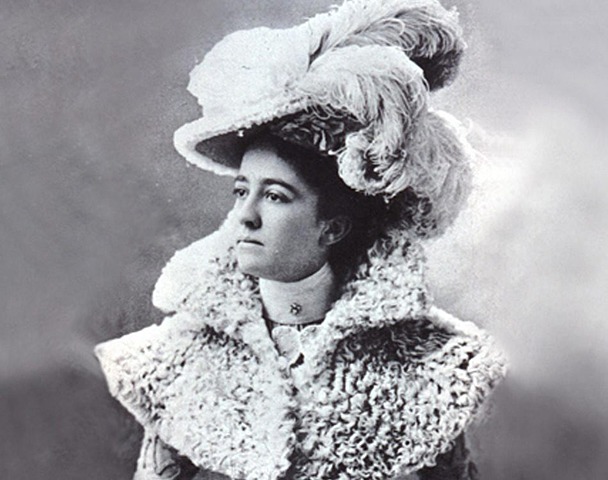 The hat of the 20th century-women