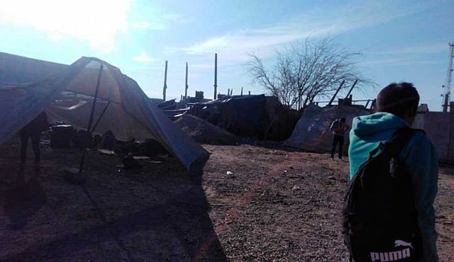 Suspenden repatriación de bolivianos varados en la frontera de Chile