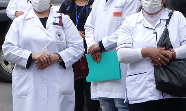 Trabajadores de salud advierten con retiro de los hospitales por falta de seguridad