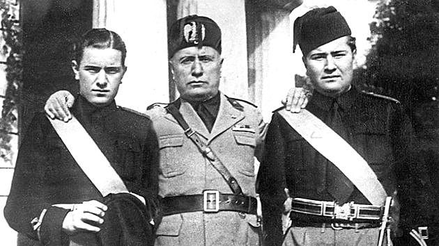 Benito Mussolini fonda i Fasci Italiani di Combattimento