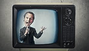 durante los ultimos 30 años la publicidad en tv se ha convertido en un instrumento indispensable para los politicos