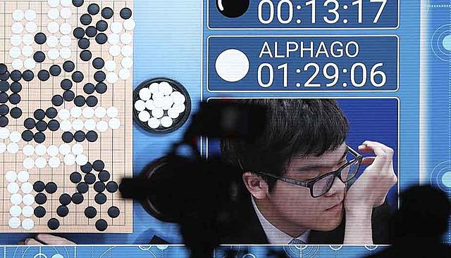 AlphaGo vence al Go