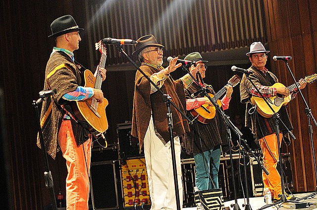 Velosa y Los Carrangueros (cuarta etapa)