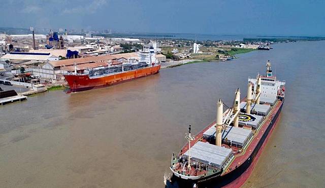 la rectificación del río Magdalena y la apertura de las Bocas de ceniza