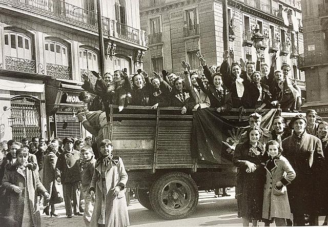 El día 28 entran las tropas franquistas en Madrid.