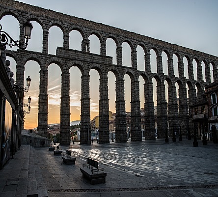 LOS ROMANOS EN LA PENÍNSULA IBÉRICA
