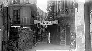 EL GOBIERNO DE NEGRÍN ABANDONA BARCELONA Y SE DIRIJE A FIGUERAS (GERONA) POCO ANTES DE QUE LA CAPITAL CATALANA CAYERA EN MANOS DE FRANQUISTAS.