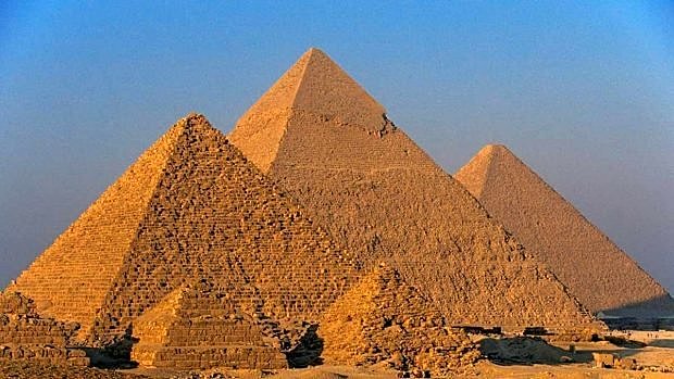 Las Piramides