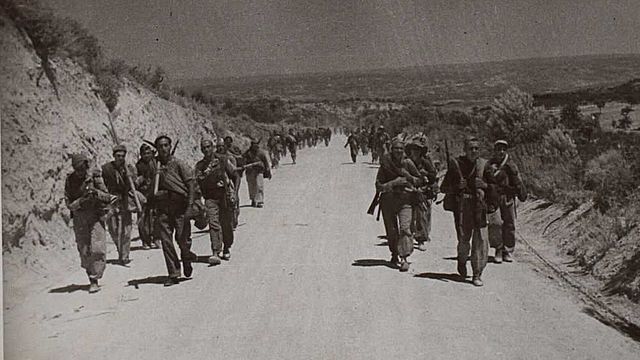 Las tropas franquistas lanzan una ofensiva contra Cataluña