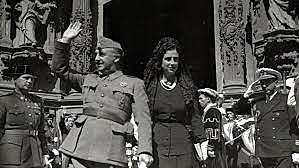 El general Franco hace público el último parte bélico el día 1: la guerra ha terminado con la victoria de quienes se habían sublevado tres años antes.