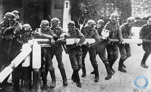 1 setembro 1939 - tropas da Alemanha invadem a Polônia