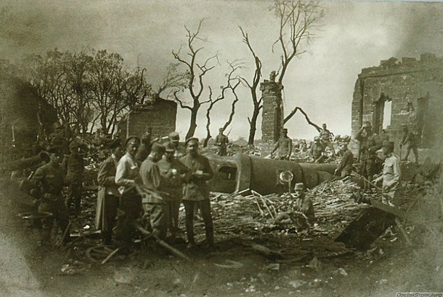 Радянські війська залишили Одесу.
