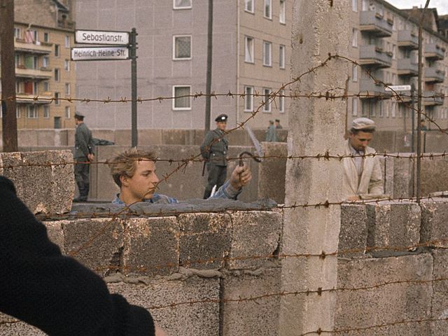 The Construction Of The Berlin Wall