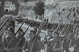 Las tropas franquistas lanzan una ofensiva contra Cataluña.