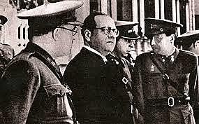 El gobierno de Negrín abandona Barcelona y se dirige a Figueras (Gerona) poco antes de que la capital catalana cayera en manos franquistas.