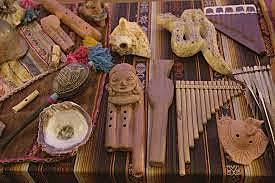 el barro y los instrumentos